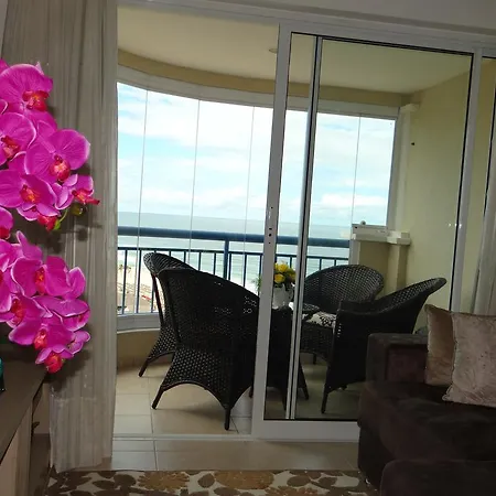 Apartamento De Luxo Com Vista Para O Mar